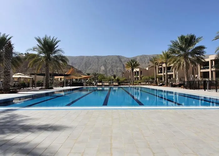 One Elegant 1Bhk Apartment In Muscat Bay 02