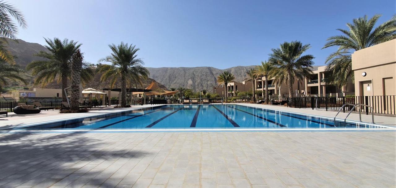 One Elegant 1bhk In Bay 02 Apartment Muscat
